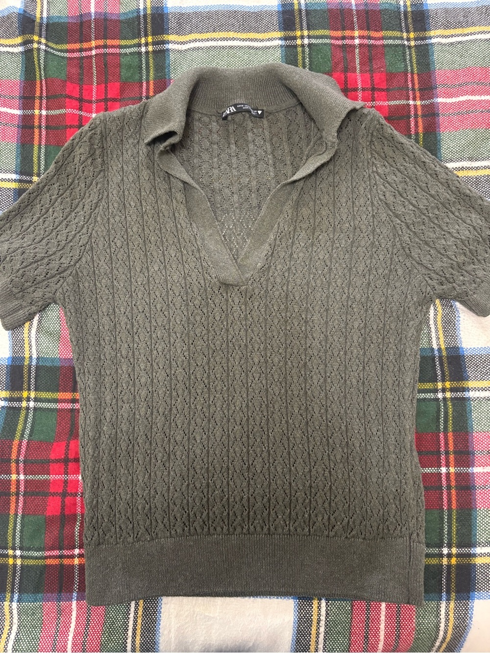 Women’s Zara collared olive green top